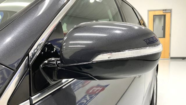 Used 2019 Kia Sorento LX image 9