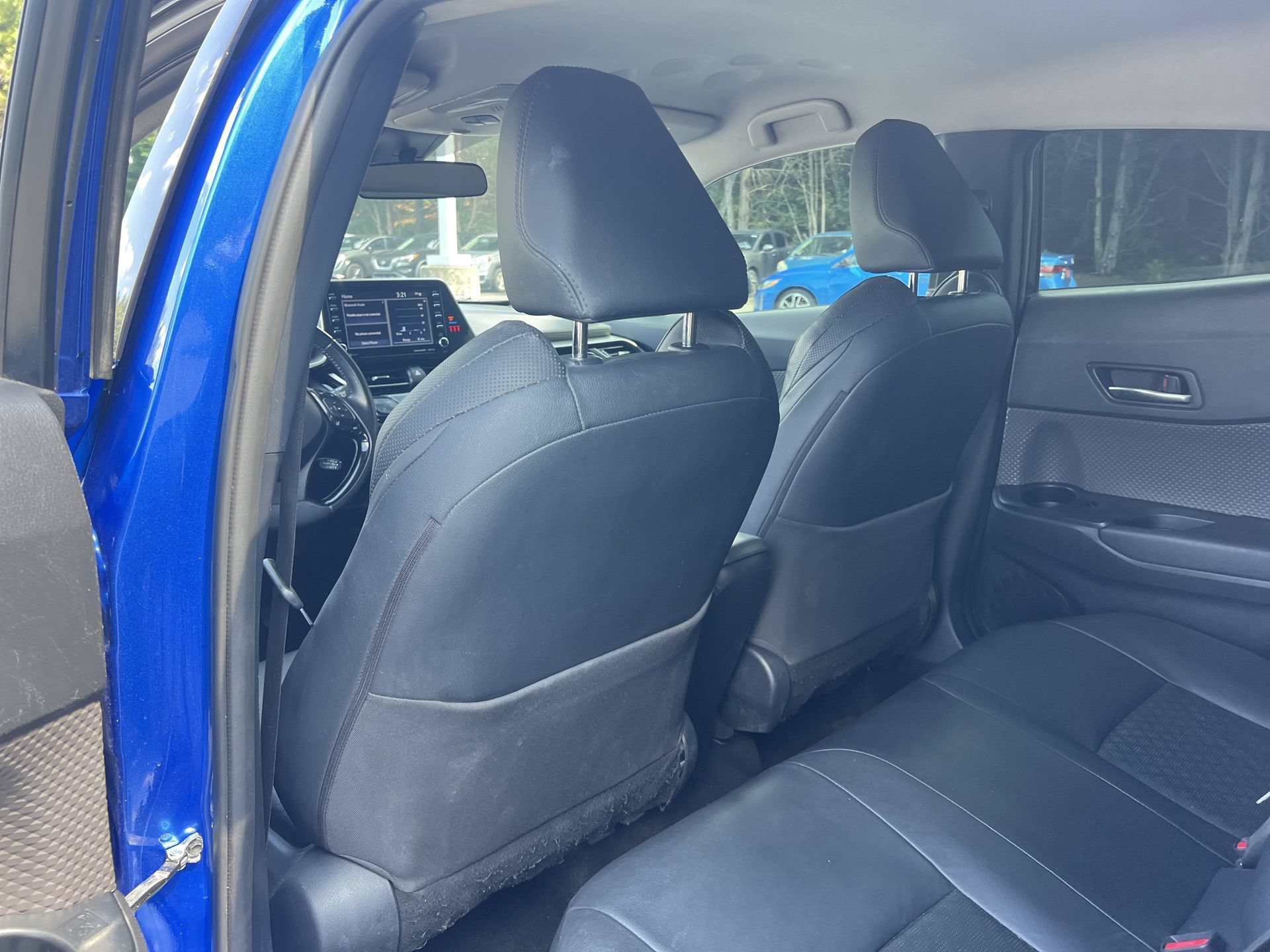 Used 2022 Toyota C-HR Limited FWD image 18