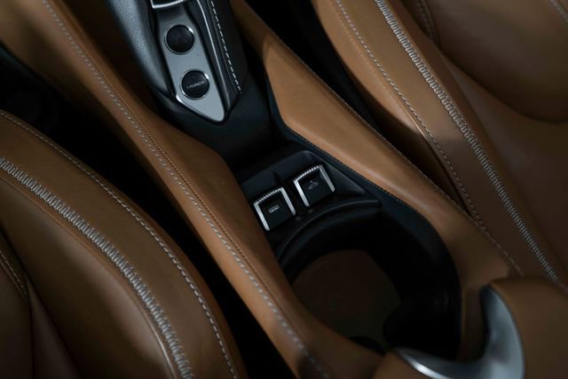 Used 2020 McLaren 720S Luxury RWD image 27