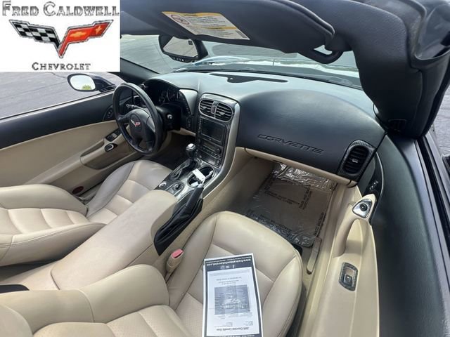Used 2005 Chevrolet Corvette Convertible w/ Preferred Equipment Group RWD image 30