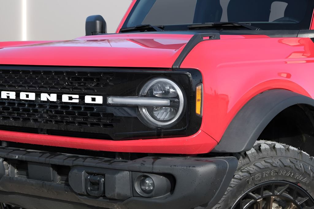 Used 2023 Ford Bronco Wildtrak AWD/4WD image 35