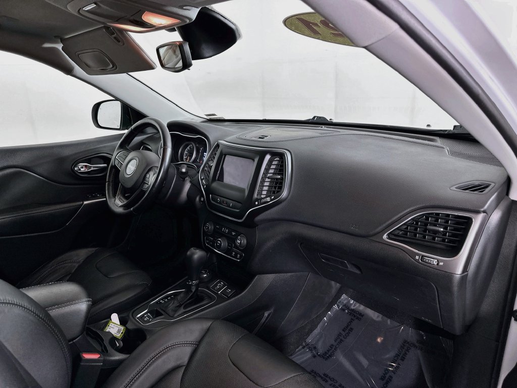 Certified 2021 Jeep Cherokee Latitude Lux AWD/4WD image 38