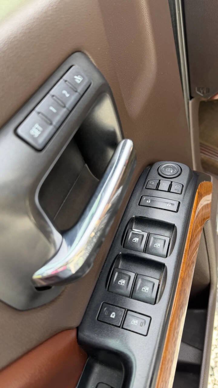 Used 2015 Chevrolet Silverado 3500 High Country w/ Duramax Plus Package image 14