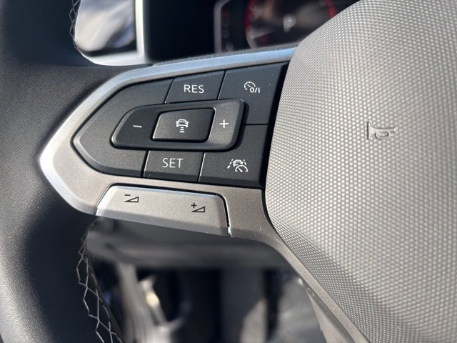 New 2025 Volkswagen Taos SEL image 14