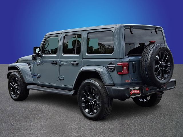 Used 2025 Jeep Wrangler Unlimited Sahara image 6