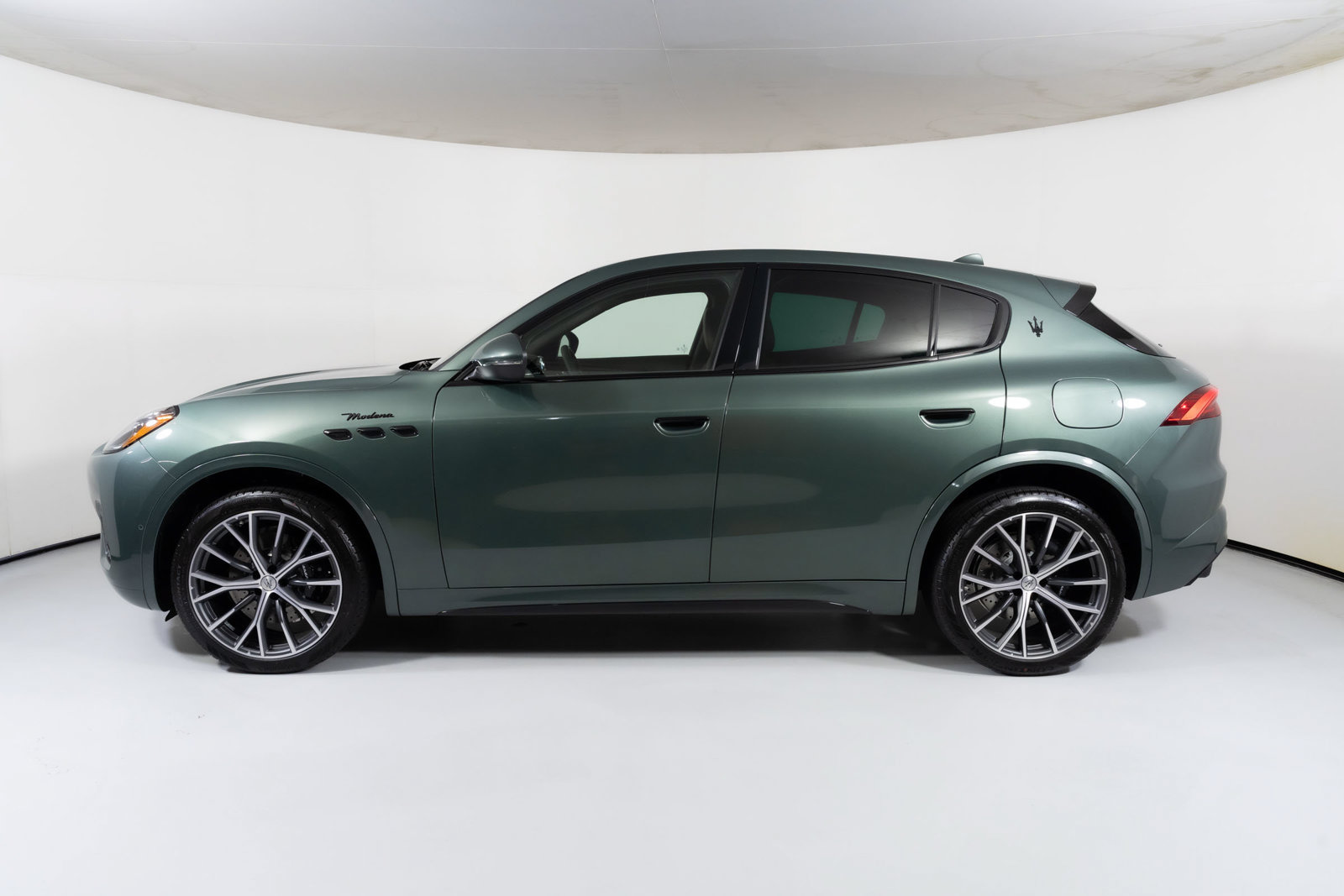New 2026 Maserati Grecale Modena AWD/4WD image 3