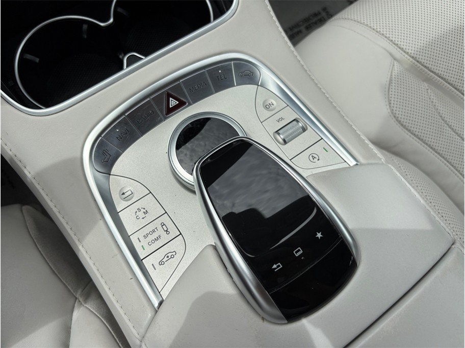 Used 2016 Mercedes-Benz S 63 AMG 4MATIC Sedan image 38