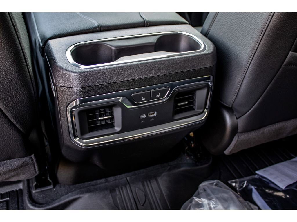 New 2026 GMC Sierra 2500 Denali w/ Denali Reserve Package image 28
