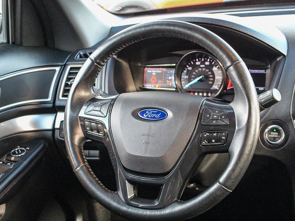 Used 2017 Ford Explorer XLT w/ Equipment Group 202A image 17