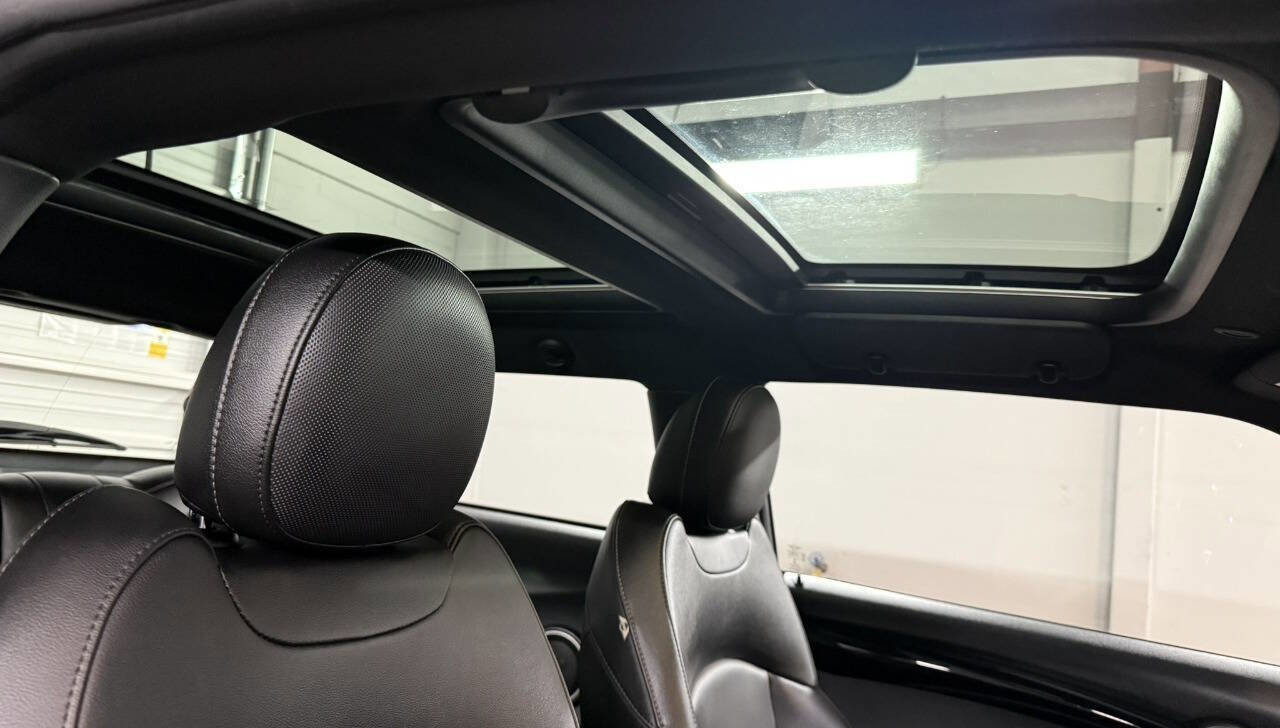Used 2014 MINI Cooper S image 8
