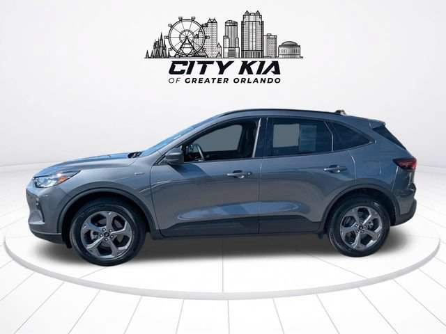 Used 2025 Ford Escape ST-Line AWD/4WD image 3
