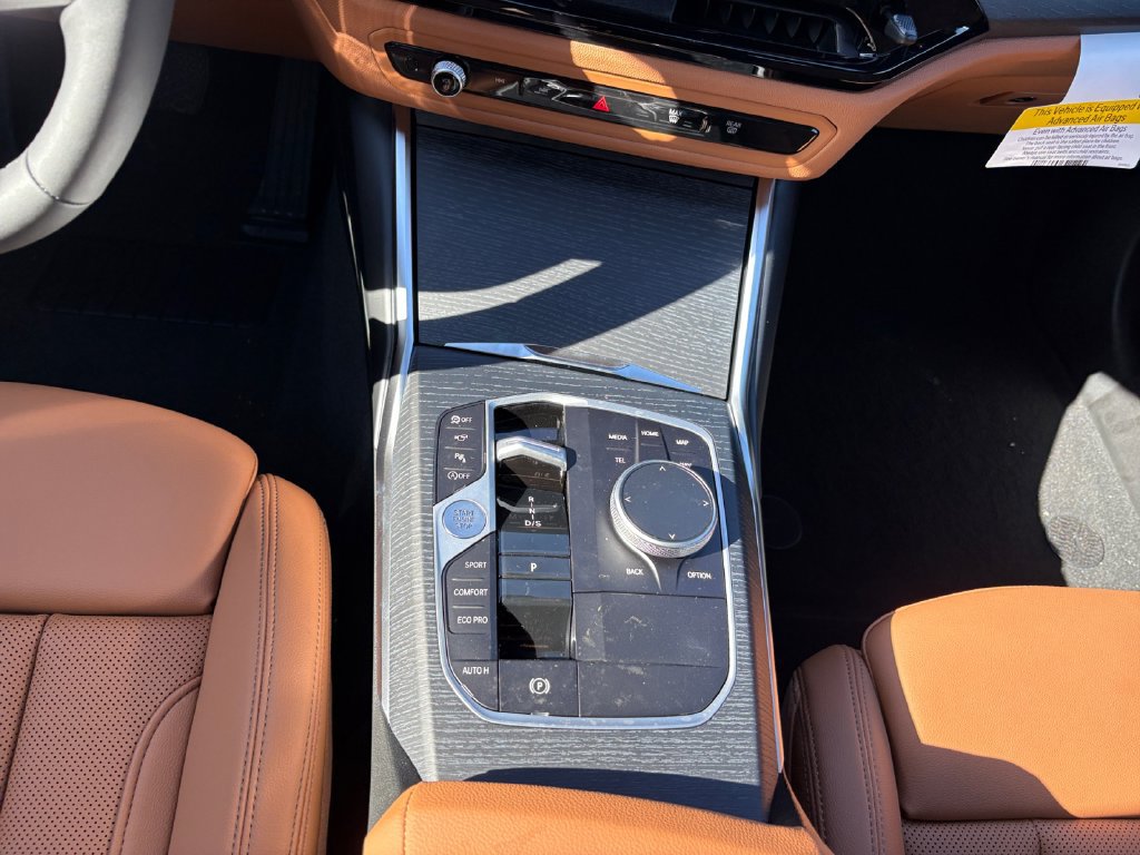 New 2026 BMW 330i xDrive Sedan AWD/4WD image 11