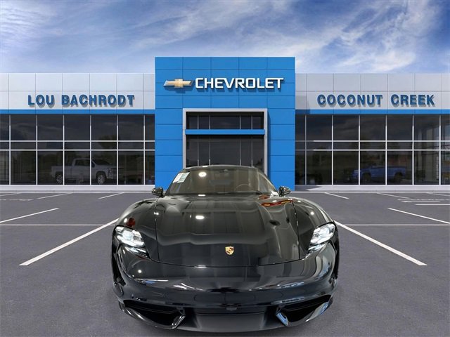 Used 2020 Porsche Taycan Turbo image 3