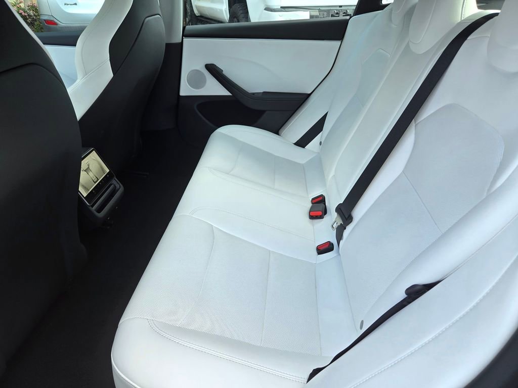 Used 2025 Tesla Model 3 Performance image 13