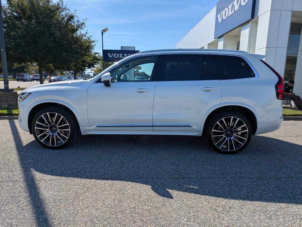 New 2027 Volvo XC90 B6 Plus AWD/4WD image 3