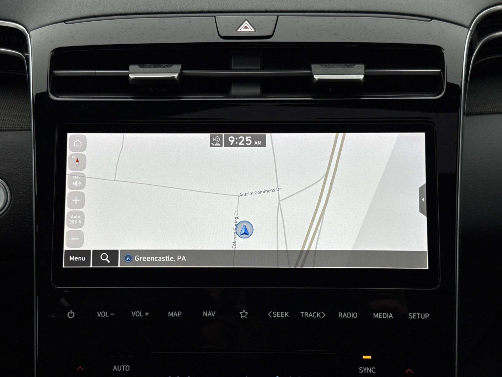 Used 2022 Hyundai Santa Cruz Limited image 4