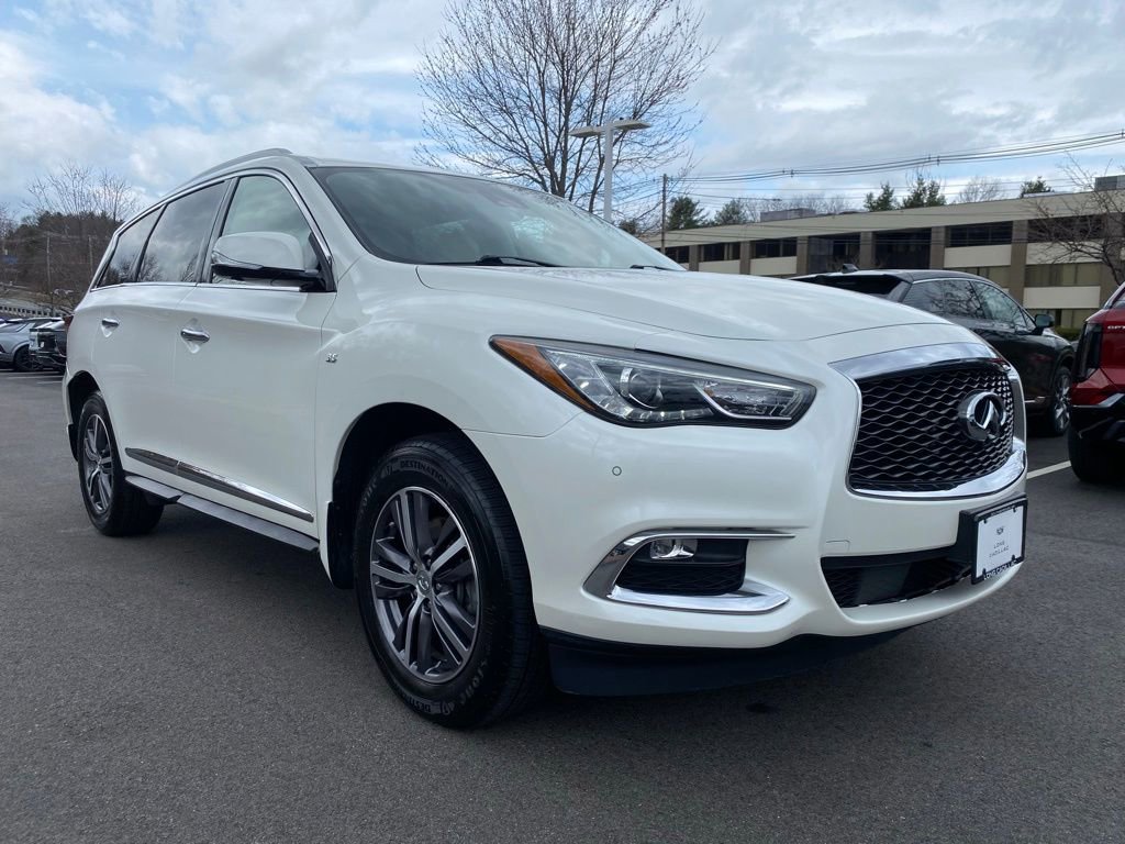 Used 2019 INFINITI QX60 Luxe w/ Essential Package image 7