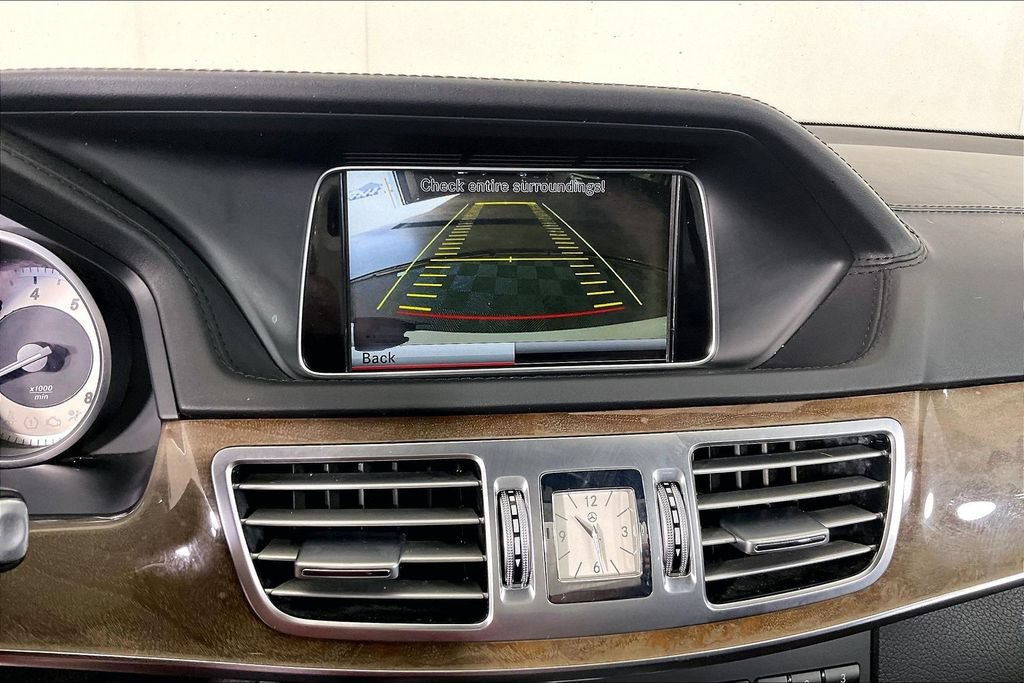 Used 2015 Mercedes-Benz E 400 Sedan image 27