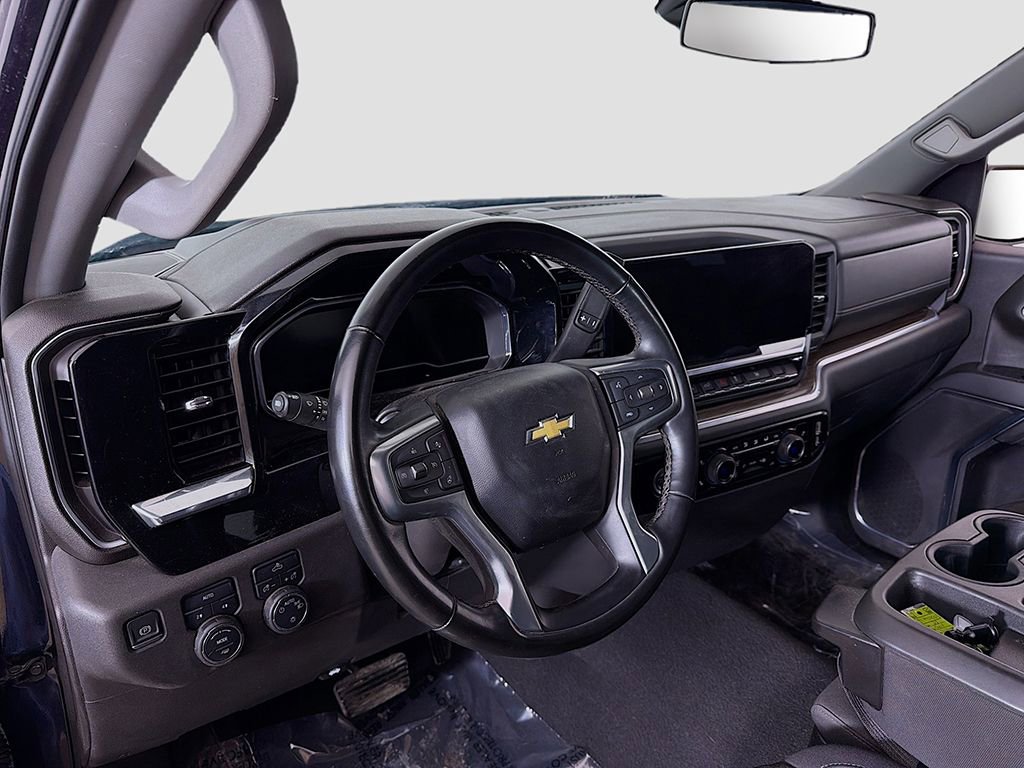 Used 2023 Chevrolet Silverado 1500 LT w/ Protection Package image 16