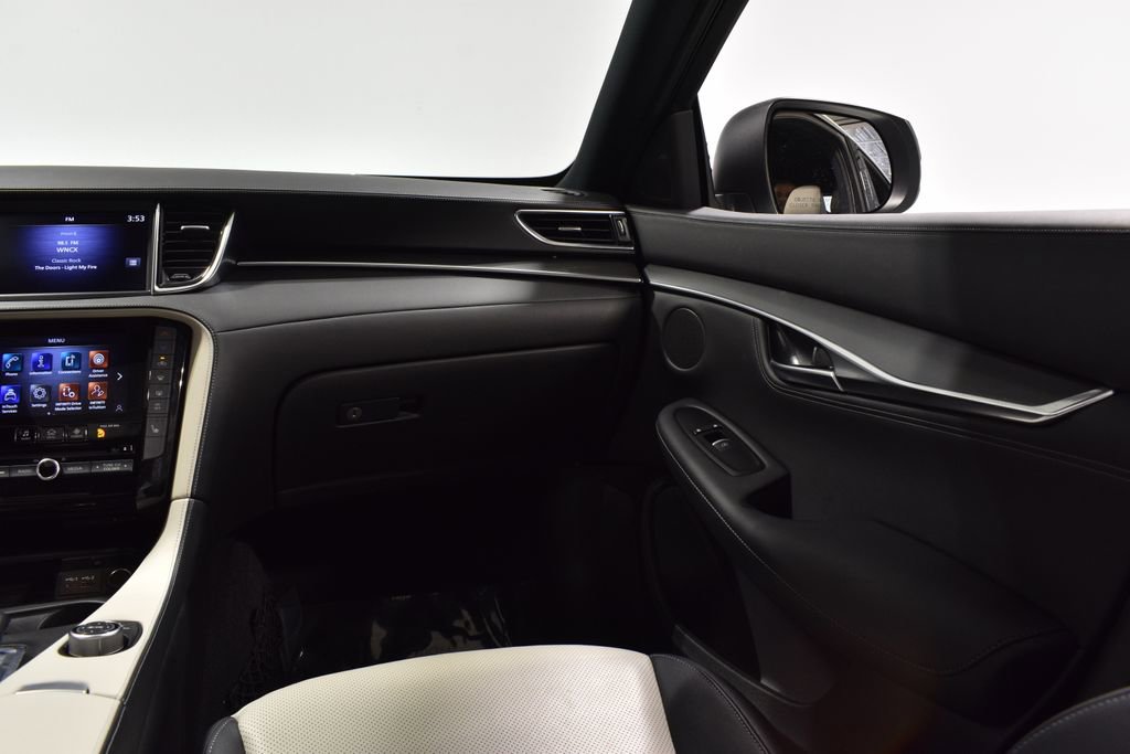 Certified 2025 INFINITI QX55 Luxe w/ Cargo Package image 15