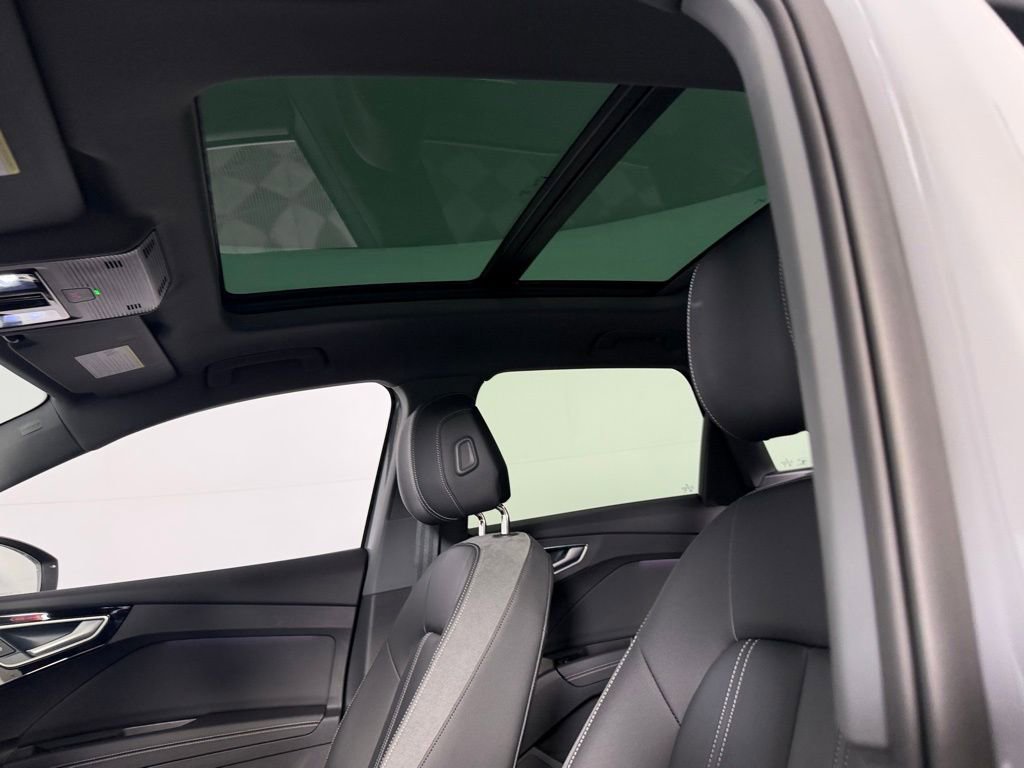 Used 2025 Audi Q4 e-tron Premium Plus w/ Premium Plus image 21