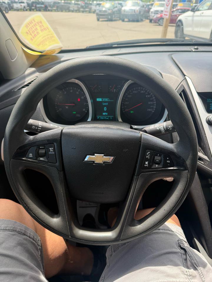 Used 2015 Chevrolet Equinox LS FWD image 18
