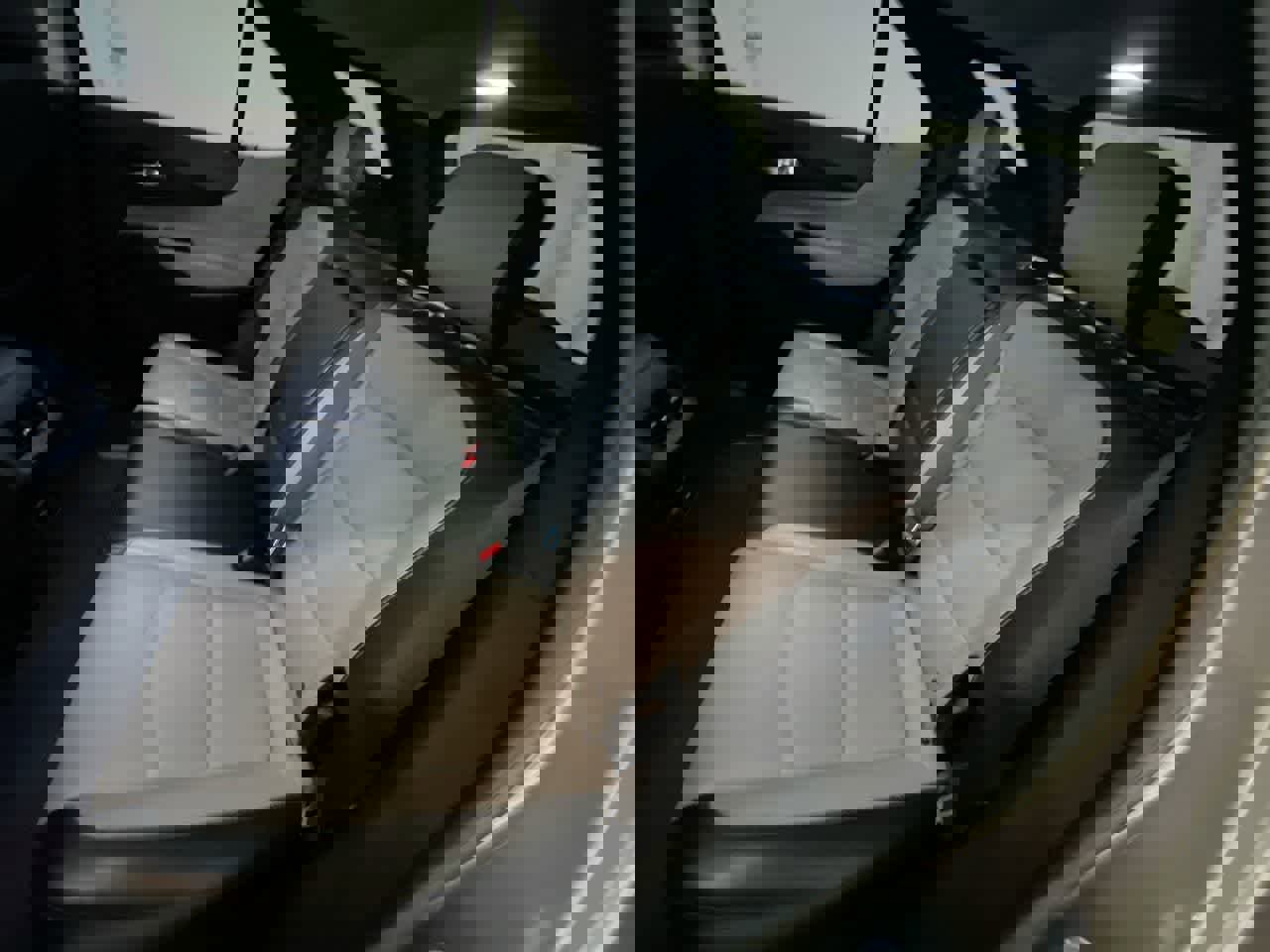 Used 2018 Chevrolet Equinox Premier image 23