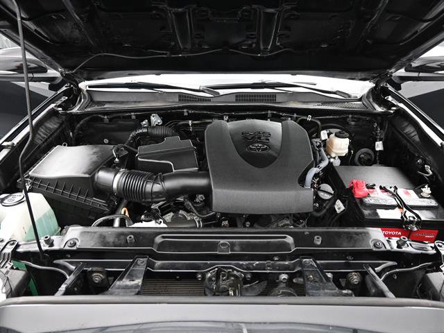 Certified 2023 Toyota Tacoma SR5 w/ Technology Package image 17