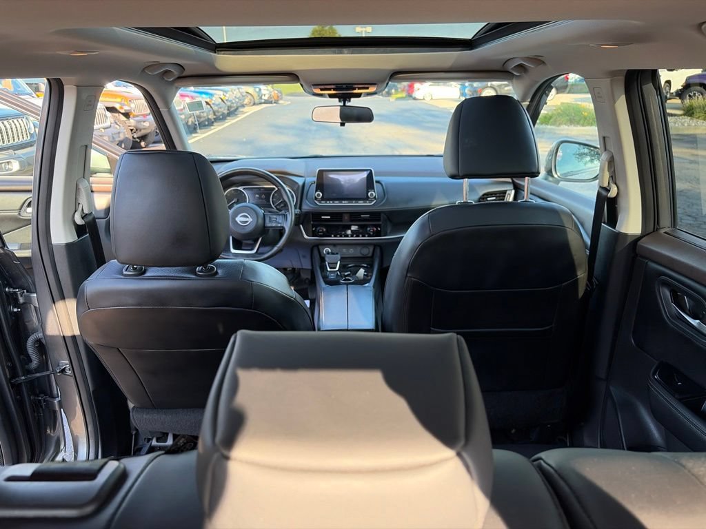Used 2023 Nissan Rogue SV w/ SV Premium B Package AWD/4WD image 18