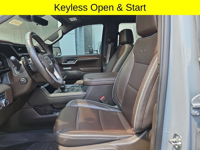 Used 2025 GMC Sierra 1500 Denali AWD/4WD image 23