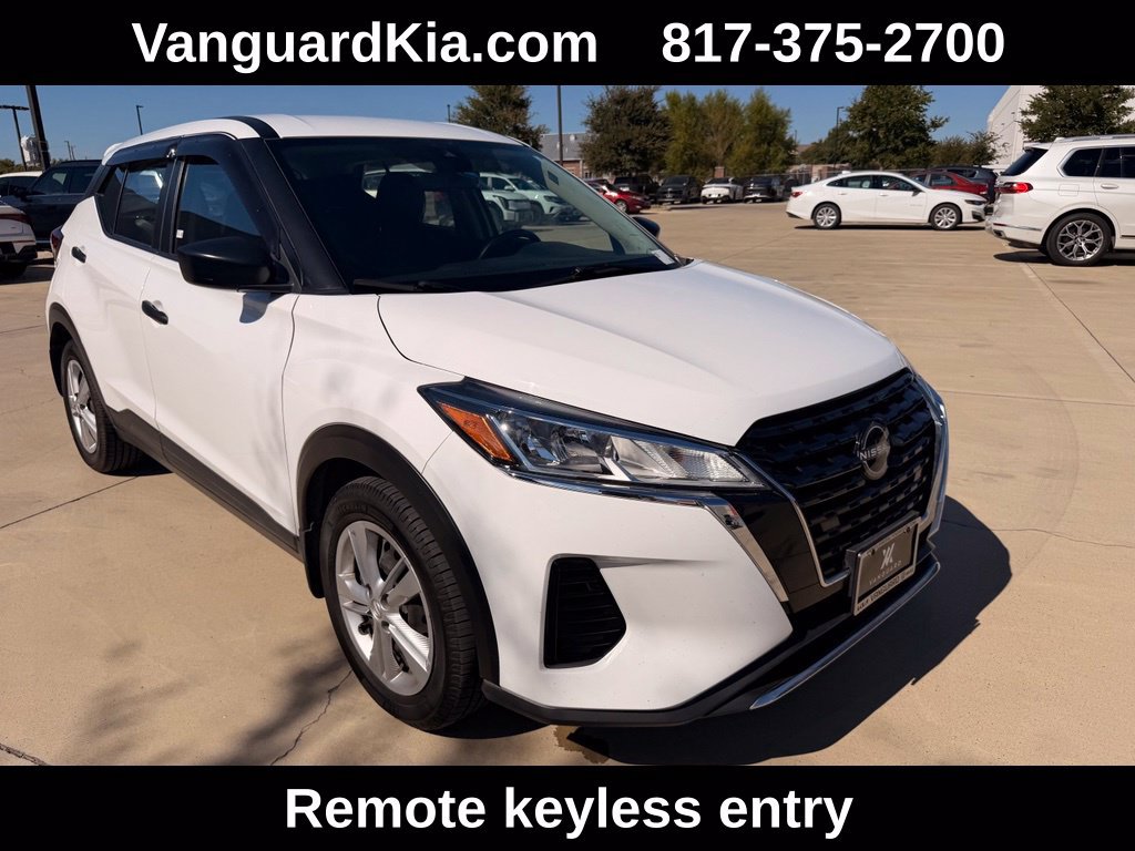 Used 2023 Nissan Kicks S w/ Interior Electronics Package FWD image 5