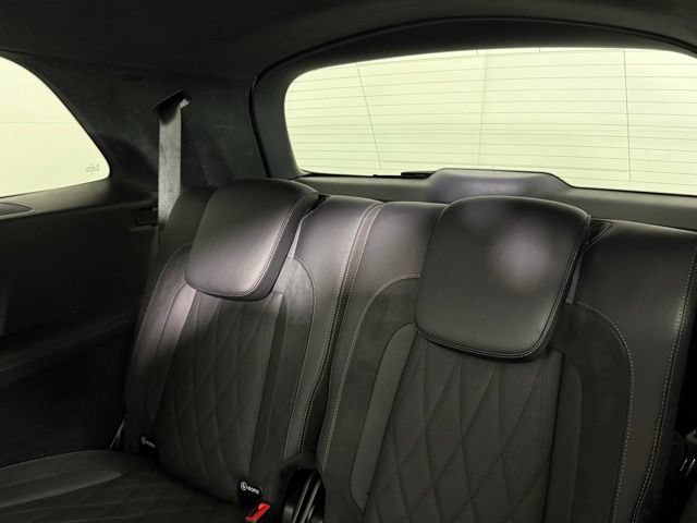Used 2025 Mercedes-Benz GLS 63 AMG 4MATIC image 24