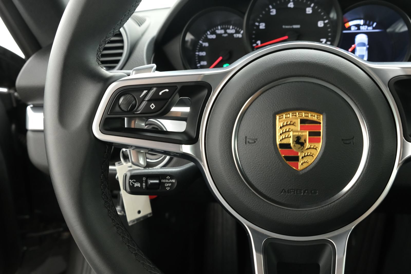 Used 2021 Porsche 718 Cayman RWD image 12