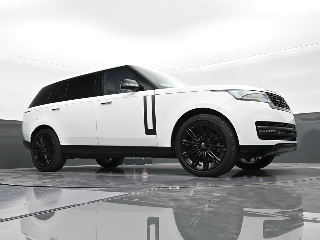Used 2025 Land Rover Range Rover Long Wheelbase SE image 26