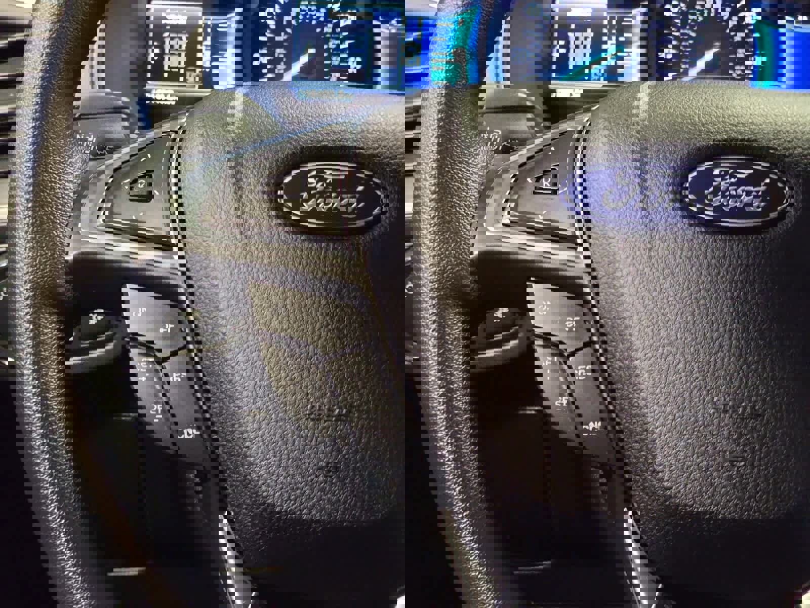 Used 2022 Ford Edge SEL w/ Convenience Package image 43