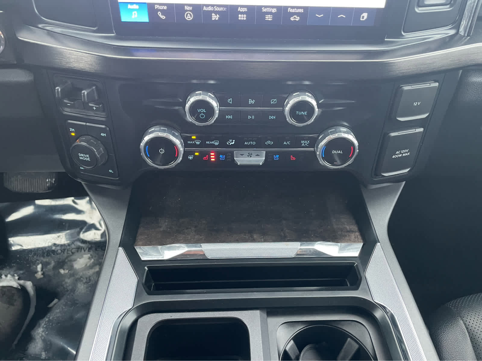 Used 2023 Ford F250 Lariat w/ Chrome Package image 26