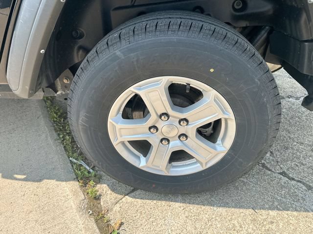 Used 2022 Jeep Wrangler Unlimited Sport AWD/4WD image 46