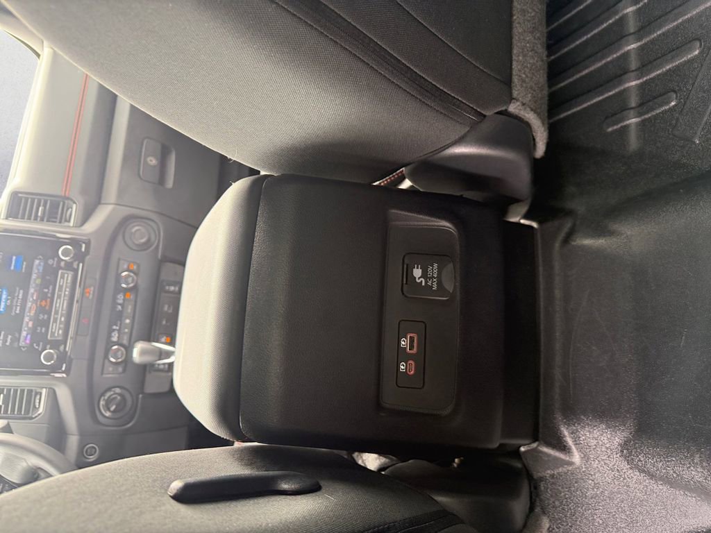 Used 2023 Nissan Frontier PRO-4X w/ Pro Convenience Package image 17