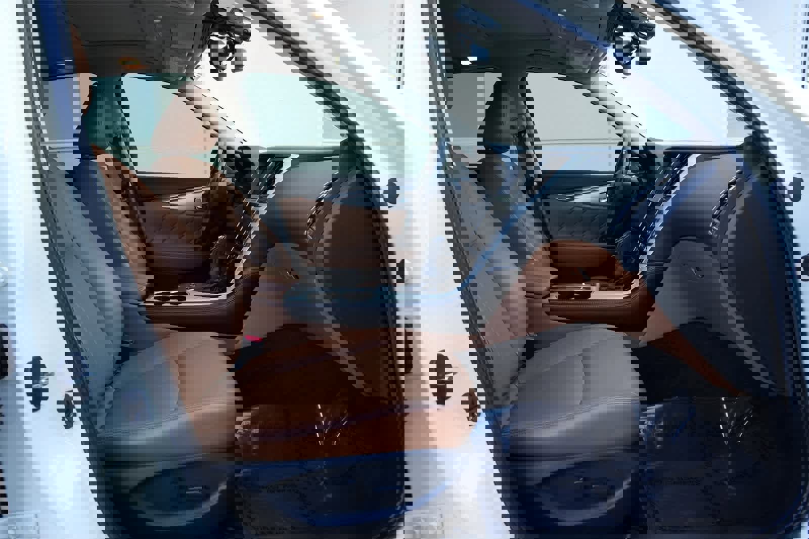 Used 2024 INFINITI Q50 Luxe w/ Cargo Package image 23
