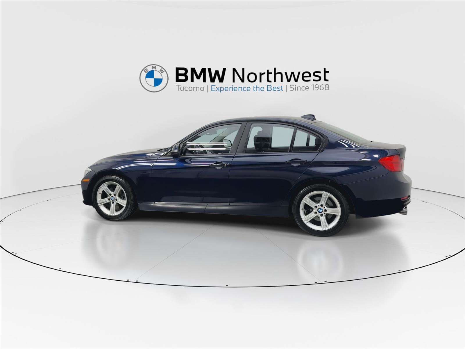 Used 2014 BMW 320i xDrive Sedan image 11