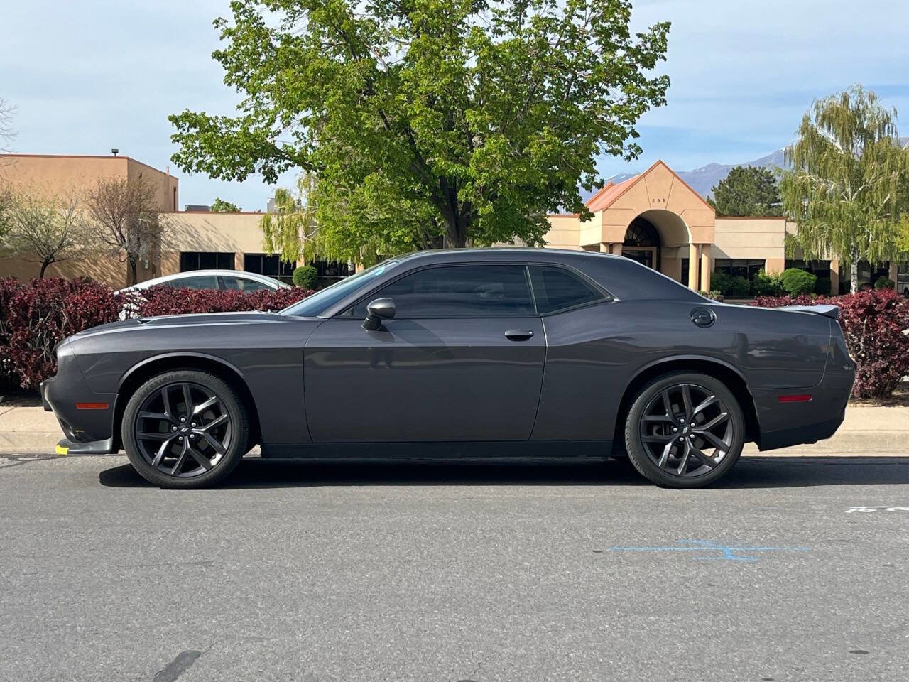 Used 2022 Dodge Challenger SXT w/ Blacktop Package image 2