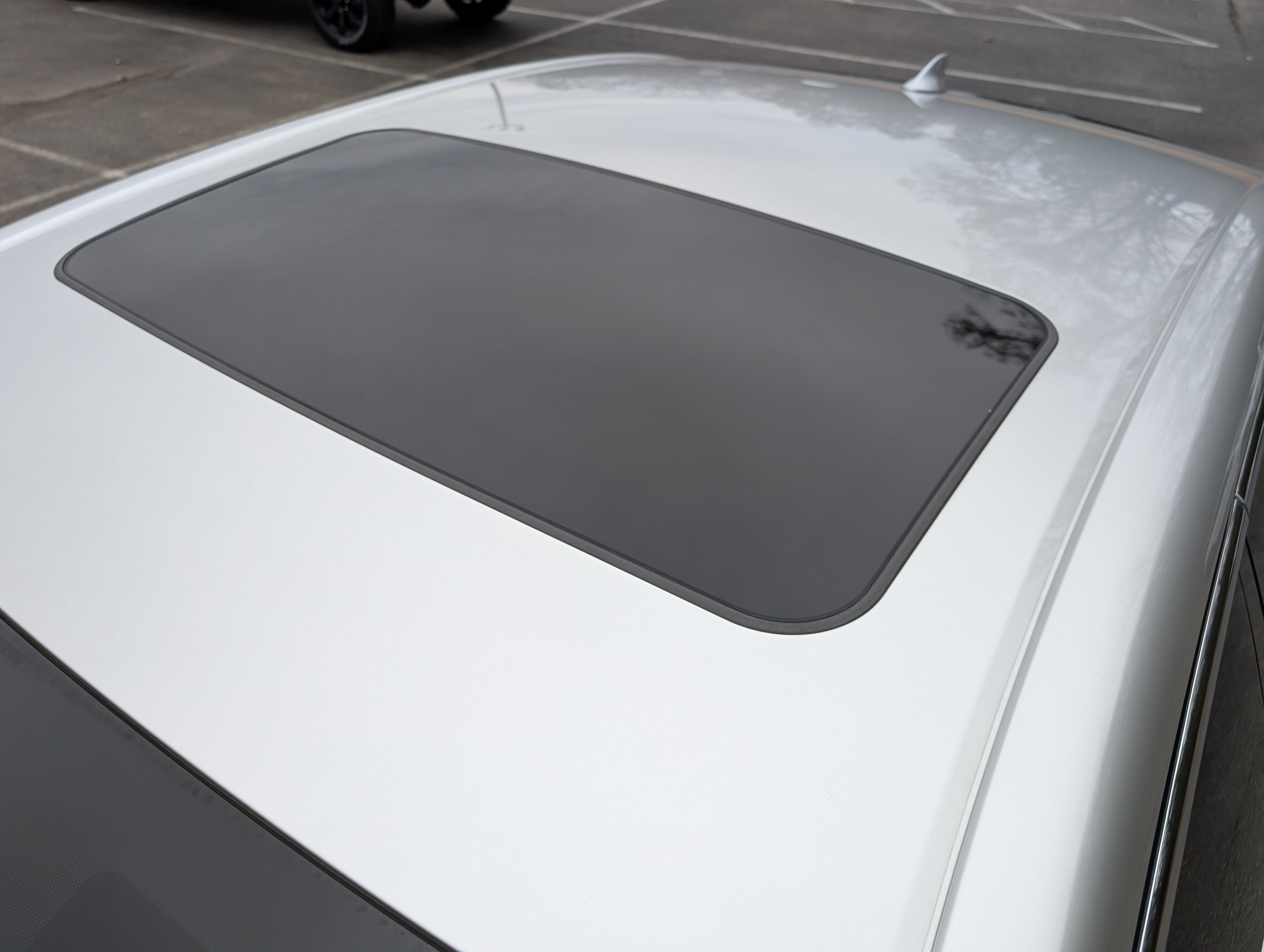 Used 2019 Lexus LS 500h LS 500h image 14