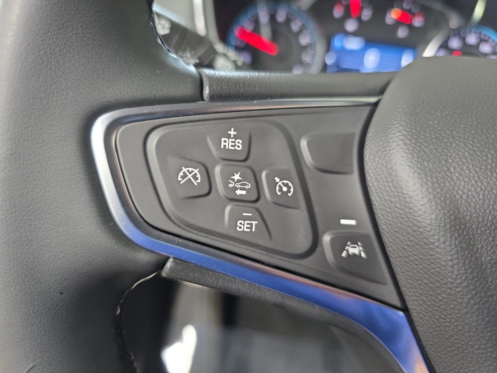 Used 2024 Chevrolet Equinox LT AWD/4WD image 16