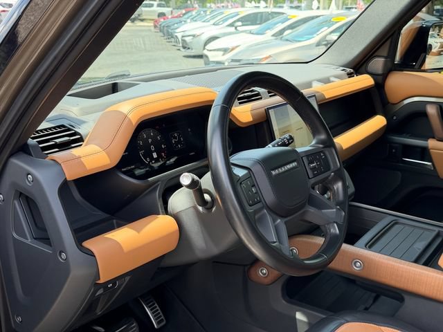 Used 2023 Land Rover Defender 110 X AWD/4WD image 12