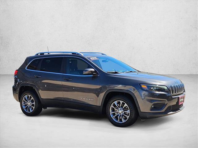 Used 2019 Jeep Cherokee Latitude Plus image 3