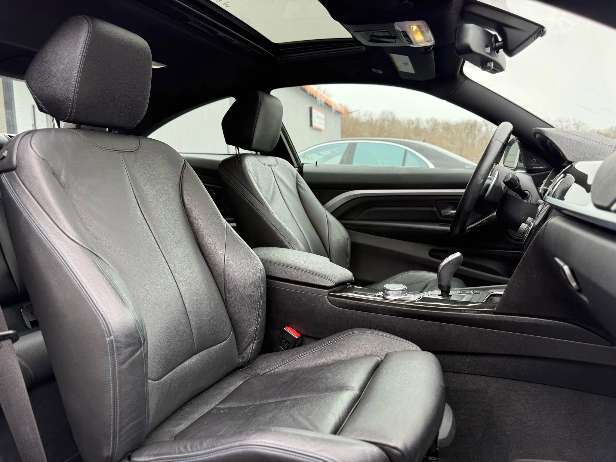 Used 2019 BMW 440i xDrive Coupe w/ M Sport Package image 31