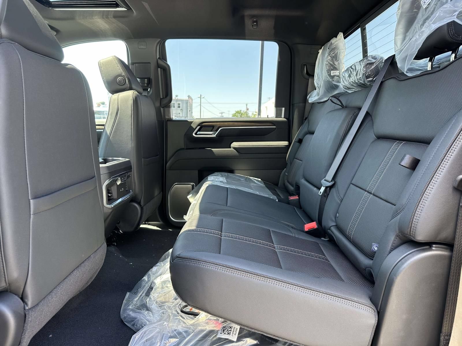 New 2026 Chevrolet Silverado 2500 High Country w/ High Country Premium Package AWD/4WD image 22
