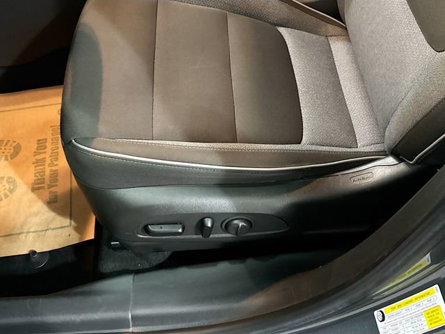 Used 2022 Chevrolet TrailBlazer LT w/ LPO, Blackout Package image 19