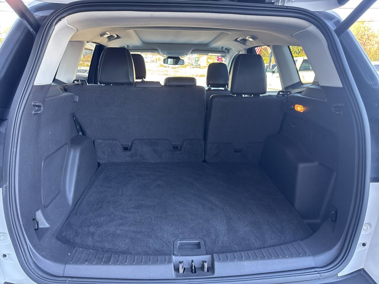 Used 2018 Ford Escape Titanium w/ Ford Safe & Smart Package image 21