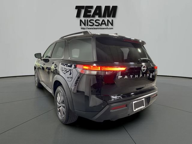 Certified 2025 Nissan Pathfinder SV AWD/4WD image 4